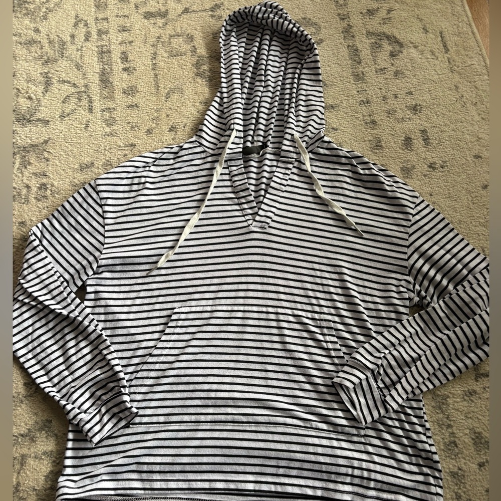 SHEIN Black and White Striped V-Neck Hooded Sweater